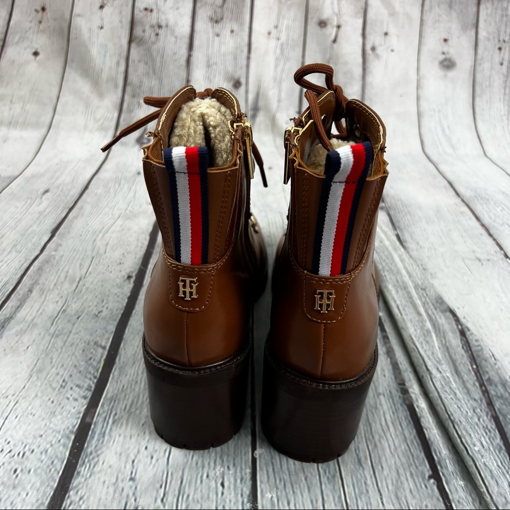 Tommy Hilfiger Lamere 2 Brown Women Faux Shearling Vegan Boots Sz 7.5 M NEW - Picture 6 of 7